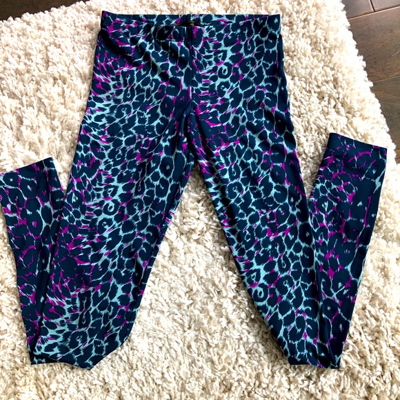 BCBG MAXAZRIA LEGGINGS - Picture 2 of 4